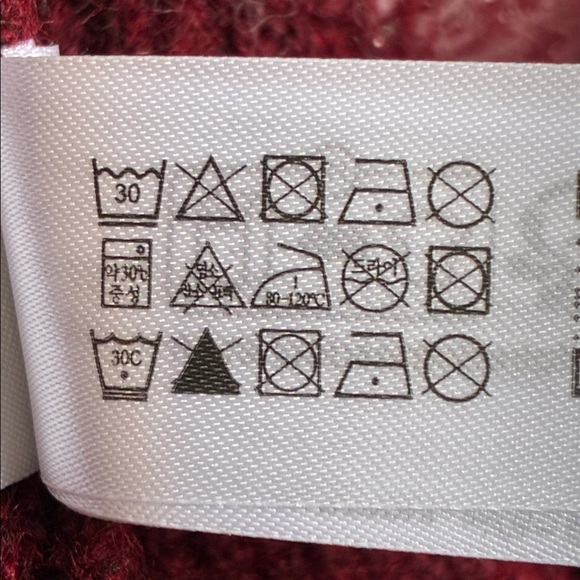 NWT. Zara Red/Pink Hearts Jacquard Knit Vest Sleeveless Top. Size L. - Picture 12 of 12